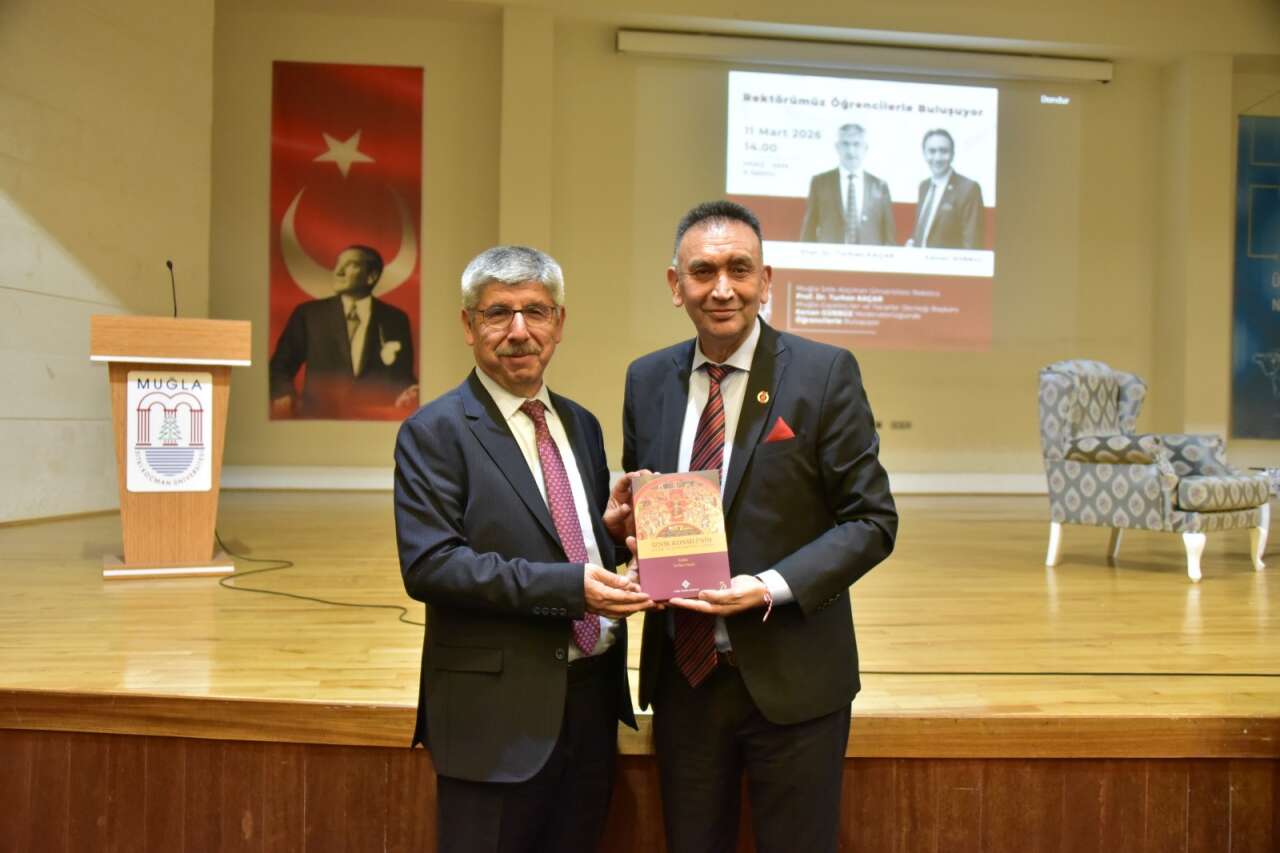 Kenan Gürbüz Moderatörlüğünde Rektör Kaçar Öğrencilerle Buluştu 3